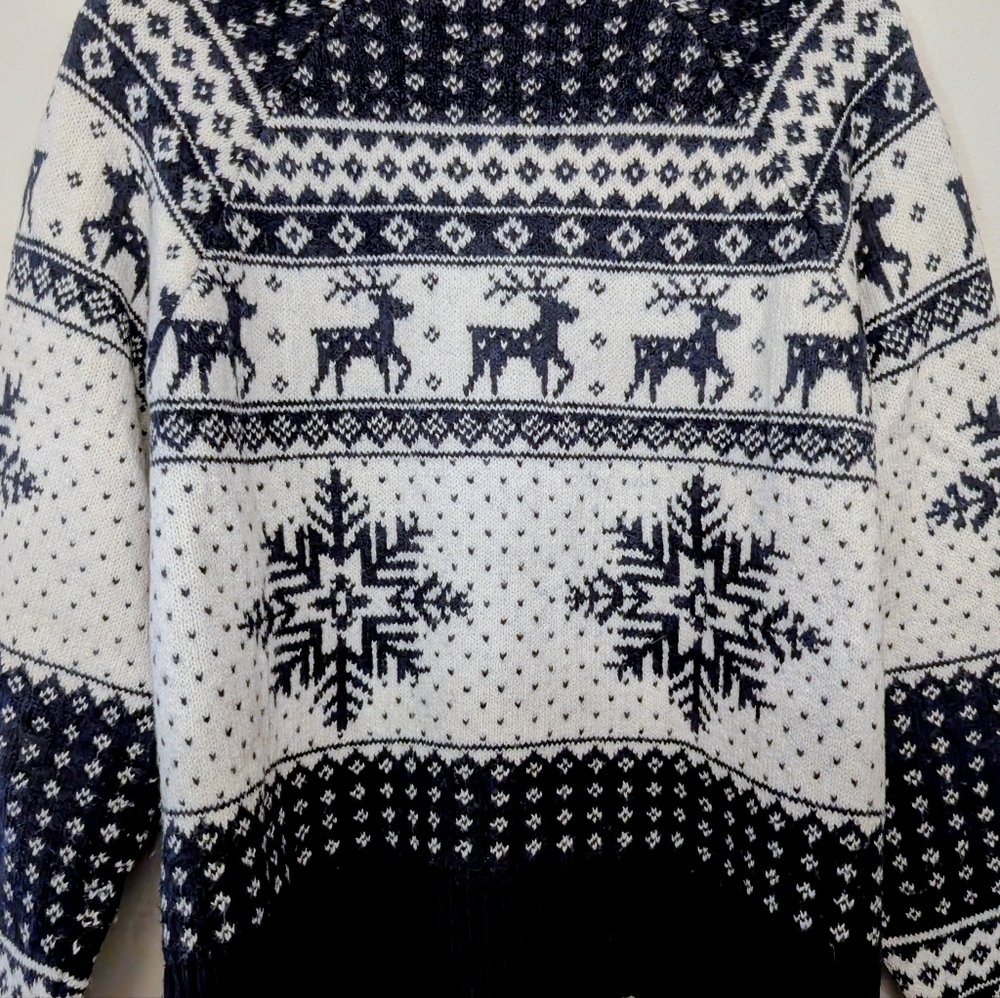 Old Navy Fair Isle Reindeer Cardigan Sweater L - Picture 3 of 6